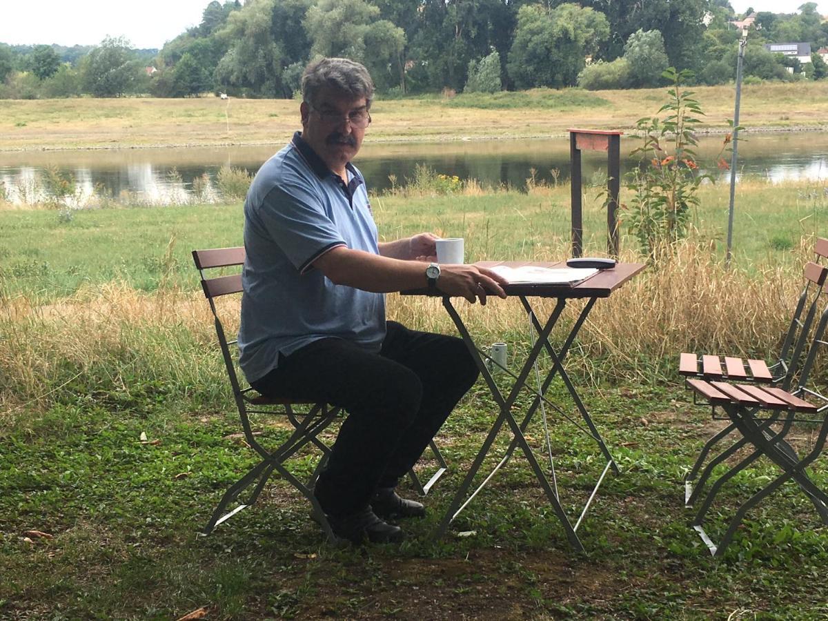 Pension Elbkiosk Kleinzadel Exteriör bild