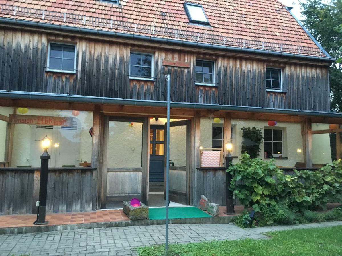 Pension Elbkiosk Kleinzadel Exteriör bild